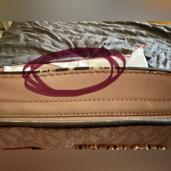 Michael Kors Bags Small Sheila Center Zip Satchel Crossbody Bag | Gold/Pink - Picture 3 of 15